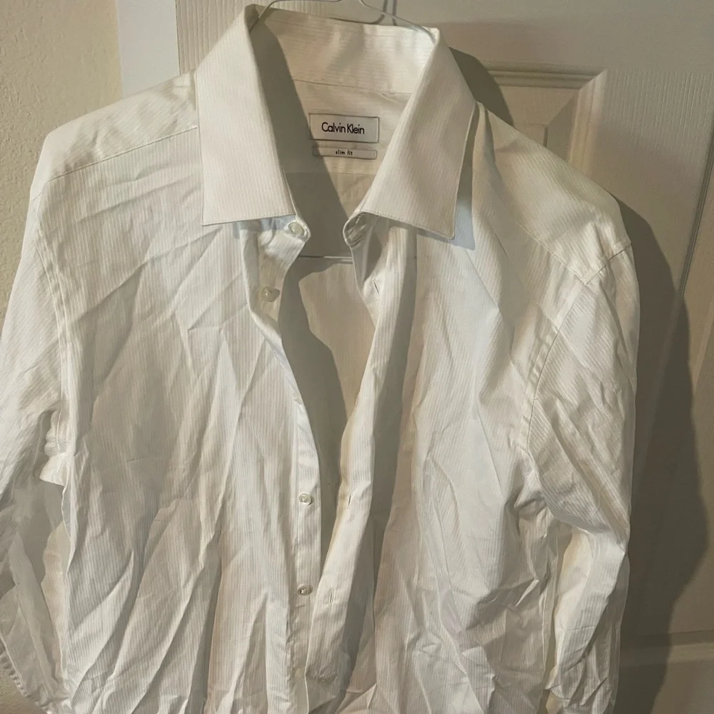 Used - Picture 2 of 2